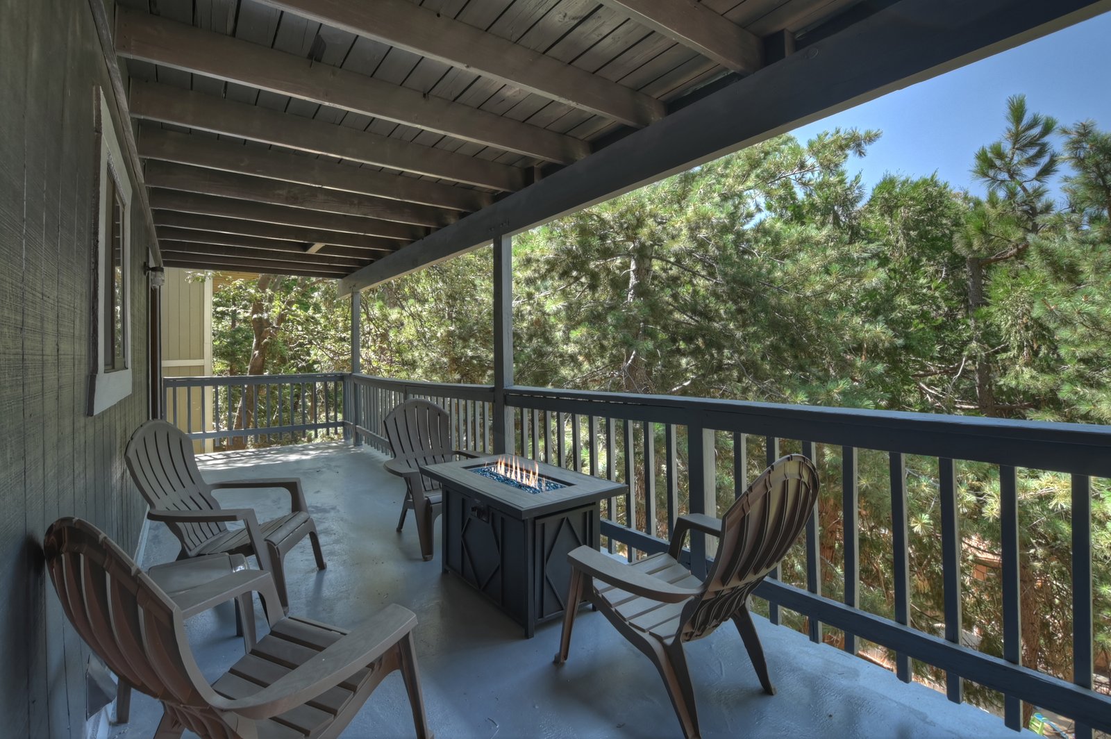 Bottom balcony
